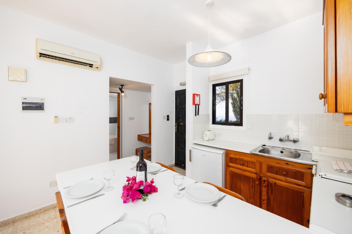 Tavros Hotel Apartments Polis Exterior photo