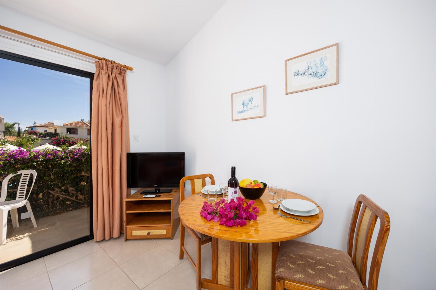 Tavros Hotel Apartments Polis Room photo
