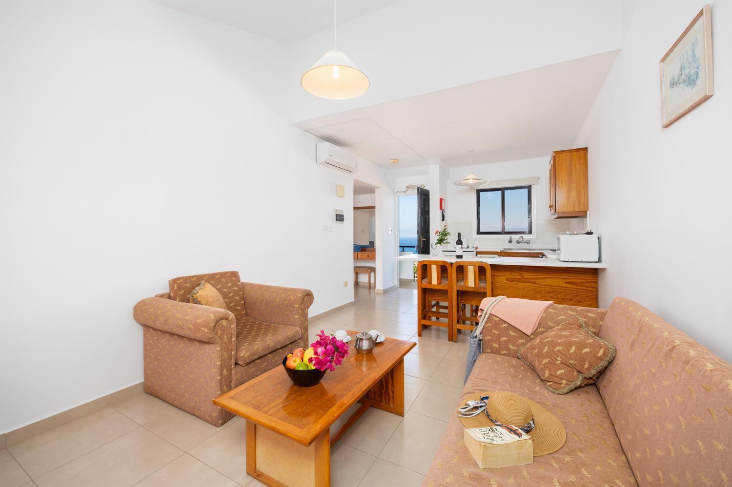 Tavros Hotel Apartments Polis Room photo