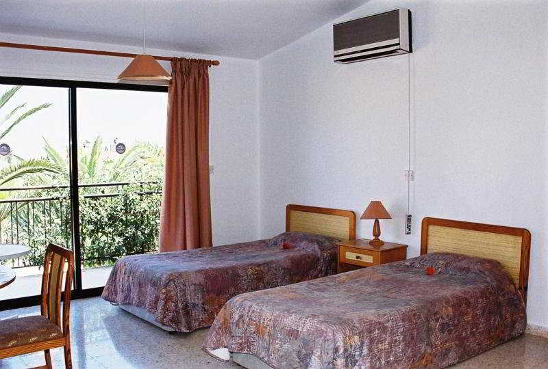 Tavros Hotel Apartments Polis Exterior photo